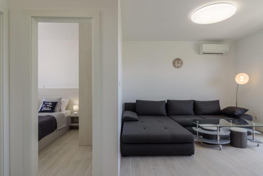 Apartment Lux