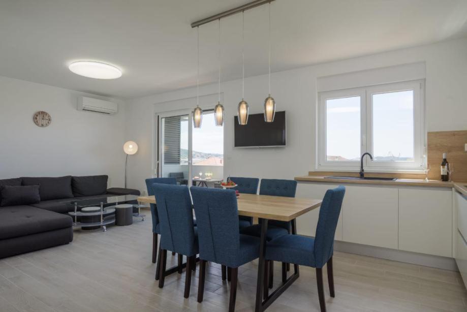 Lux Trogir