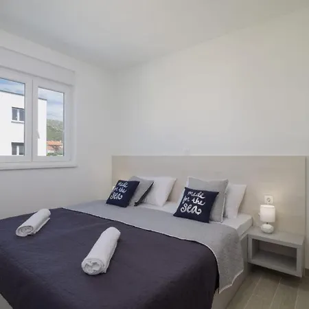 Lux Apartment Trogir Exterior photo