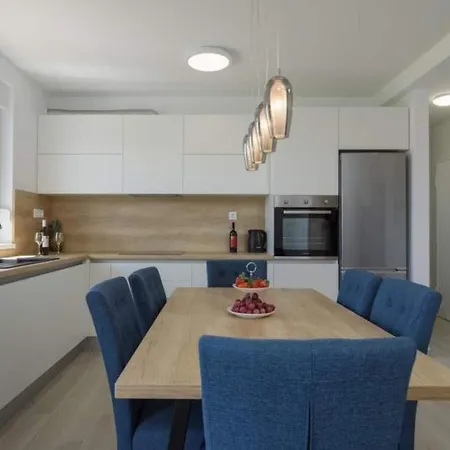 Lux Apartment Trogir Exterior photo