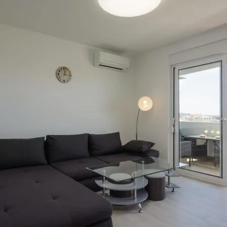 Lux Apartment Trogir Exterior photo